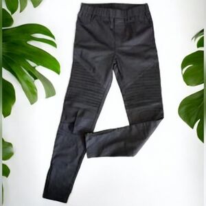 Umgee Pull on Motto leggings with Elastic Waistband